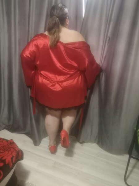Amalia, 42 ani, doamna stilata si rafinata cu experienta